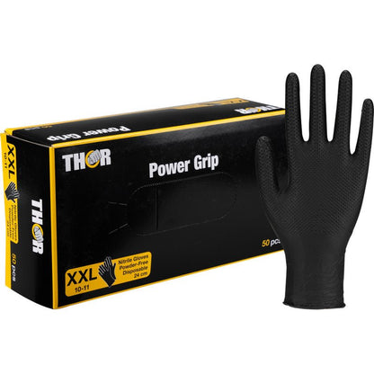 Een zwarte doos met de opdruk "Thor Power Grip, Zwart" van Abena Re-Seller GmbH in maat XXL bevat 50 zwarte nitrilhandschoenen voor krachttraining of gewichtheffen. Een handschoen staat rechtop naast de doos.