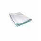 De Arcora Glass-Shine Microvezel Glazen Poetsdoek van Arcora International GmbH, in wit met groene rand, is perfect voor het reinigen of polijsten van glazen. Verpakking (1 stuk), afgebeeld gevouwen op witte achtergrond.