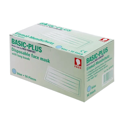 Een witte doos "AMPri BASIC-PLUS OP Maske 3-lg. Typ II zum Binden" van AMPri Handelsgesellschaft mbH, die 50 stuks met lange banden bevat. De doos bevat tekst in het Engels en Duits en aan de zijkant een afbeelding van een blauw gezichtsmasker.