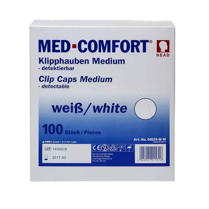 Een doos AMPri PP klipmuts detecteerbaar in middelgrote maat, kleur wit, is gemaakt van polypropyleen voor verhoogde duurzaamheid. De verpakking bevestigt dat het om detecteerbare klipkappen gaat en bevat 100 stuks. Het modelnummer 04209-W-M is duidelijk aangegeven naast productlogo's en details om de naleving van de hygiënevoorschriften te waarborgen.