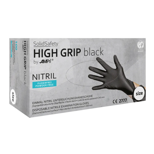 Eine Schachtel AMPri SolidSafety High Grip Black Nitril Chemikalienschutzhandschuhe, perfekt als professionelle Handschuhe für diverse Anwendungen. Die Schachtel enthält einen einzelnen schwarzen Handschuh und hebt hervor, dass er puderfrei, unsteril und mit einer diamantstrukturierten Oberfläche für besseren Halt ist.