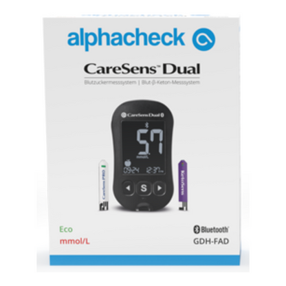 De afbeelding toont een doos van een Alphacheck CareSens DUAL bloedglucosemeter eco | Verpakking (1 stuk) van Berger Med GmbH. De doos is overwegend wit met blauwe accenten en toont het apparaat en de teststrips. Bluetooth-connectiviteit en eco mmol/L-functies worden vermeld, wat de uitgebreide ketonmeetfuncties benadrukt.