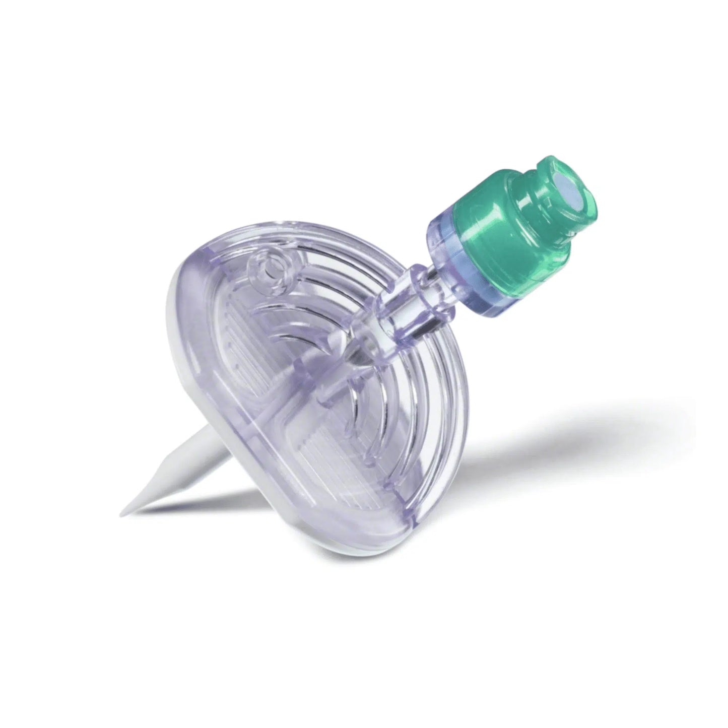 De B. Braun Mini-Spike® 2 - 1 stuk van B. Braun Deutschland GmbH & Co. KG is een steriel spuitfilter met een doorschijnend lichaam en groene punt, inclusief een vlak, rond membraan en een scherpe tuit voor effectieve vloeistoffiltratie. De lichte hoek verhoogt de precisie van het Mini-Spike-ontwerp en verbindt vorm en functie naadloos tegen een eenvoudige witte achtergrond.