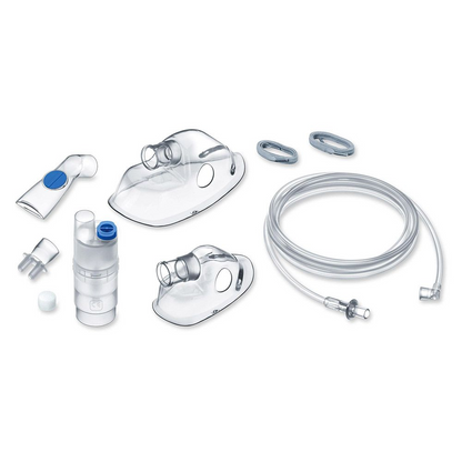Gepresenteerd wordt de Beurer Inhalator IH 26 van Beurer GmbH, die perfect geschikt is voor de behandeling van luchtwegaandoeningen zoals astma. Het assortiment omvat gezichtsmaskers in verschillende maten, een medicijnbeker, een T-vormige aansluiting, een mondstuk, meerdere kleine adapters en een lange transparante luchtslang.