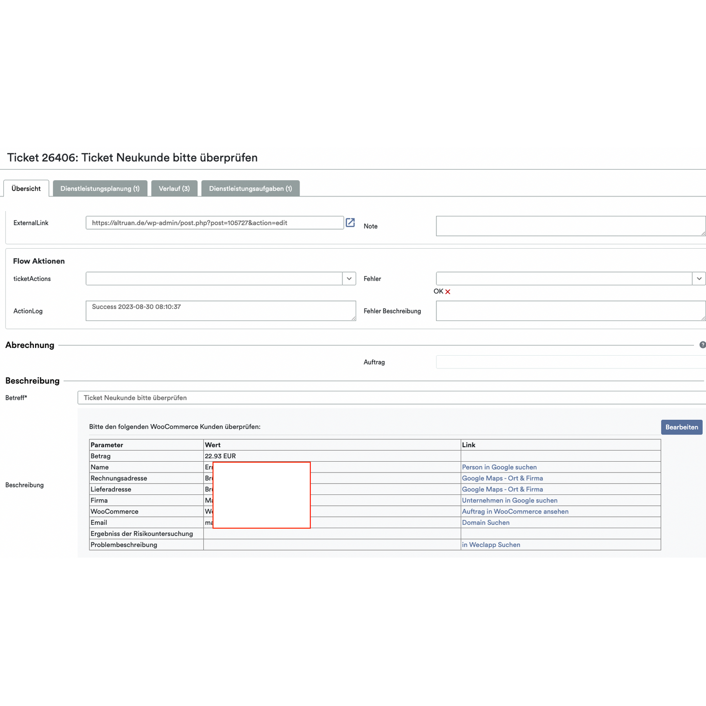 Screenshot van de interface van een ticketsysteem van een clouddienst, waarin verschillende velden zoals 'Ticketdetails', 'Journaal' en 'Klant' worden weergegeven, waarbij informatie over een transactie, inclusief de kosten van artikelen, in een rood veld wordt gemarkeerd. Hierbij wordt OrderGuardian van Altruan gebruikt.