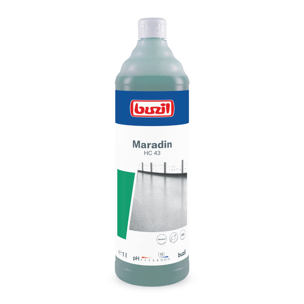 De 1-liter fles Buzil Maradin HC 43 Hooggeconcentreerde Allesreiniger van BUZIL-WERK Wagner GmbH & Co. KG is optimaal geschikt voor het verwijderen van olie- en vetvlekken op waterbestendige oppervlakken. Het blauw-wit-groene etiket toont een bodemafbeelding en geeft informatie over de pH-waarde van het product evenals gebruiksinstructies.
