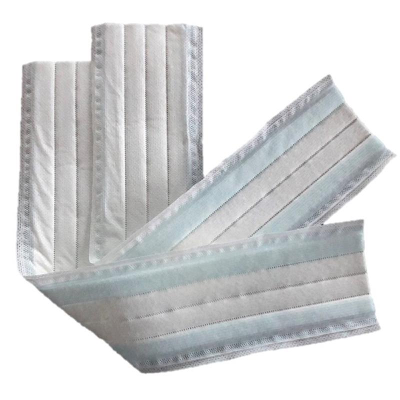 De TASKISUM Primed Mop van Diversey Deutschland GmbH & Co. OHG is een hoogwaardige, voorgeïmpregneerde wegwerp microvezelmop (1-pack), die op een witte ondergrond is ontworpen voor hygiënische reiniging.