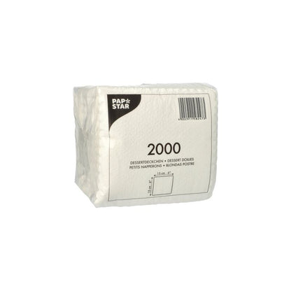Een verzegelde verpakking PAPSTAR Dessertdoilies 15x15 cm, wit (2000 stuks) van PAPSTAR GmbH, ideaal als witte dessertondergrond in de gastronomie; rechthoekige servetten gestapeld in helder kunststof met meertalige tekst en een barcode.