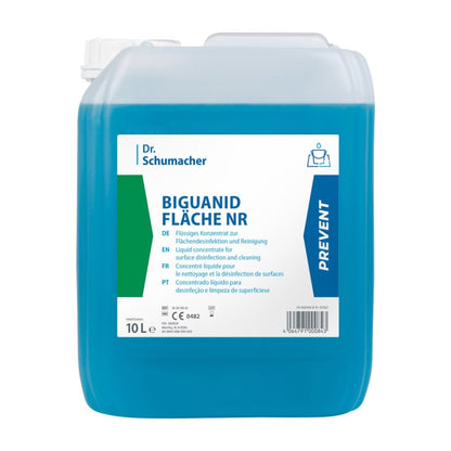 Een 10-liter container met blauwe vloeistof met het opschrift 'Dr. Schumacher Biguanid Flächen NR Oppervlaktedesinfectie' van Dr. Schumacher GmbH is een oppervlaktedesinfectieconcentraat. Het etiket is meertalig en wijst met het woord 'Prevent' op de effectiviteit bij het reinigen en desinfecteren van oppervlakken.