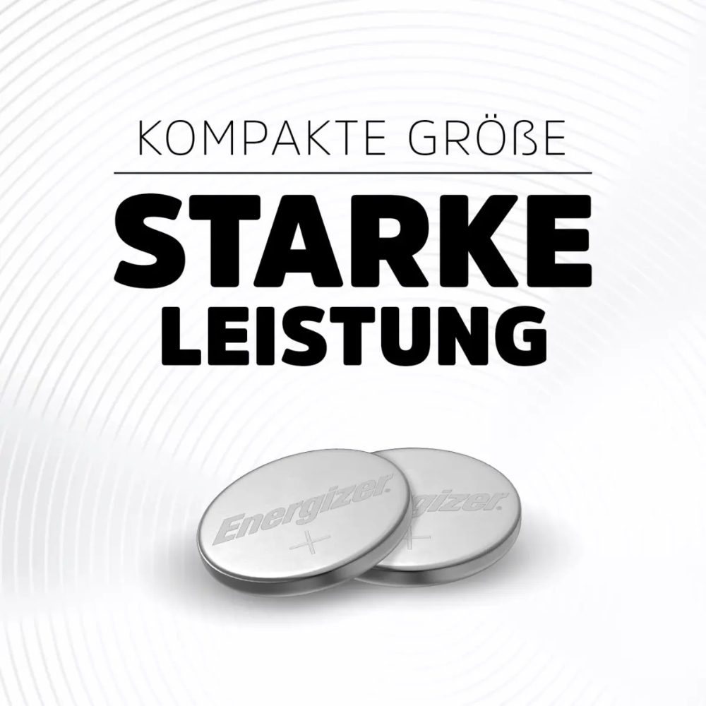 Twee Energizer knoopcellen CR 2025 3V 163 mAh lithium | Verpakkingen (12 stuks) van Energizer Deutschland GmbH worden getoond op een witte achtergrond met cirkelvormige golven. Boven de batterijen staat in het Duits 'Compact formaat, sterke prestaties'.