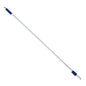 De Haug Bürsten KG FIBERGLASSTOK,SLANGAANSL. 1450MM,V.GARDENA SLANGAANSL is een witte fiberglasstok met blauwe handvatten en metalen punten, met een lengte van 1450 mm, op een witte achtergrond.
