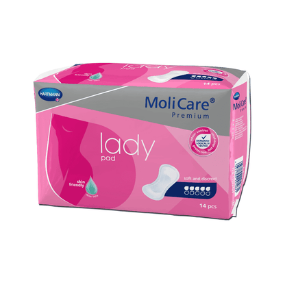 Een pak Hartmann MoliCare® Premium Lady Pad inlegkruisjes met 14 stuks. De verpakking is roze en paars en heeft een wit druppelsymbool dat aangeeft dat ze voor mensen met lichte incontinentie huidvriendelijk zijn. De tekst op de verpakking bevat „zacht en discreet“ en het logo „Paul Hartmann AG“ in de linkerbovenhoek.