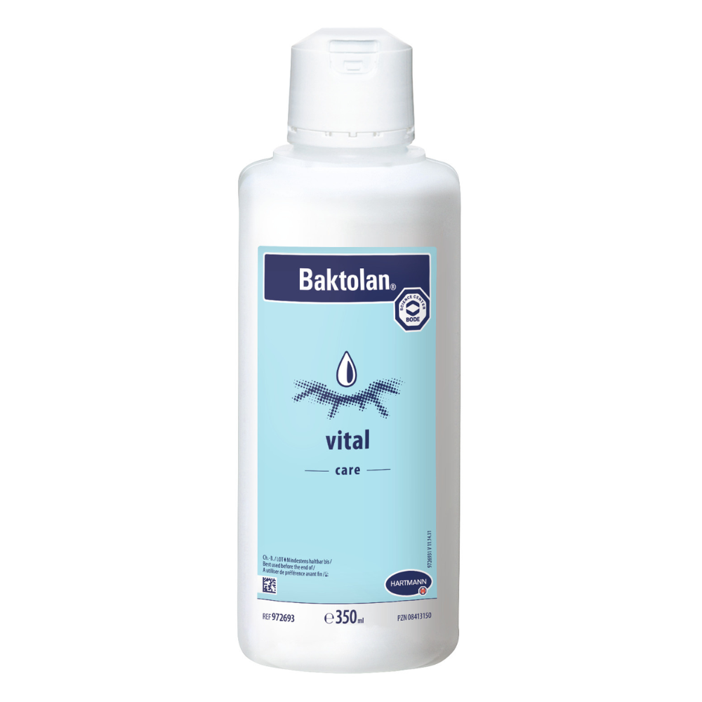 Die weiße Flasche hat ein blaues Etikett mit der Aufschrift „Baktolan vital care“ und einem Tropfendesign, das in weißer Schrift die Vorteile des Hydro-Gels hervorhebt. Sie hat einen hellblauen Verschluss und Logos, die Hautelastizität fördern, unter dem Hauptetikett. Fassungsvermögen: 350 ml. Marke: Paul Hartmann AG, Produkt: Hartmann Baktolan vital (1 Stück).