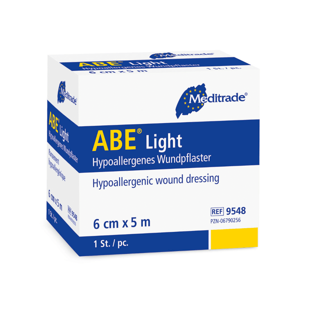 Een doos elastisch wondverband Meditrade ABE® Light van Meditrade GmbH met een elastisch wondverband in de afmetingen 6 cm x 5 m, gemarkeerd in een blauw-gele verpakking.