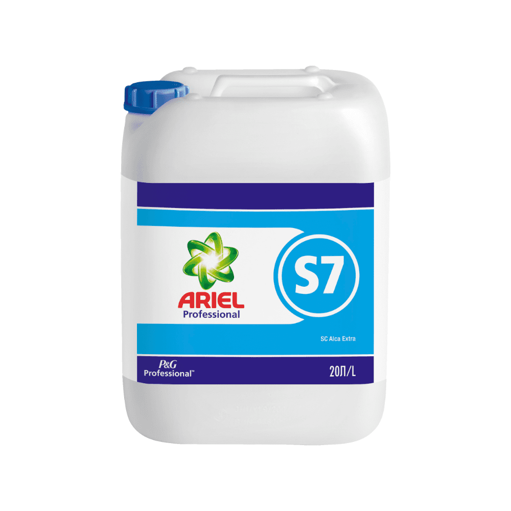 Een witte container met een blauwe deksel draagt het opschrift „P&G Professional Ariel S7 SC Alca Extra Wasmiddel - 20 Liter“ en is gemarkeerd als „20L“. Het is voorzien van een logo en een aanvullende tekst. Dit product van DR.SCHNELL GmbH & Co. KGaA staat voor de hoogste kwaliteit in professionele wasverzorging.