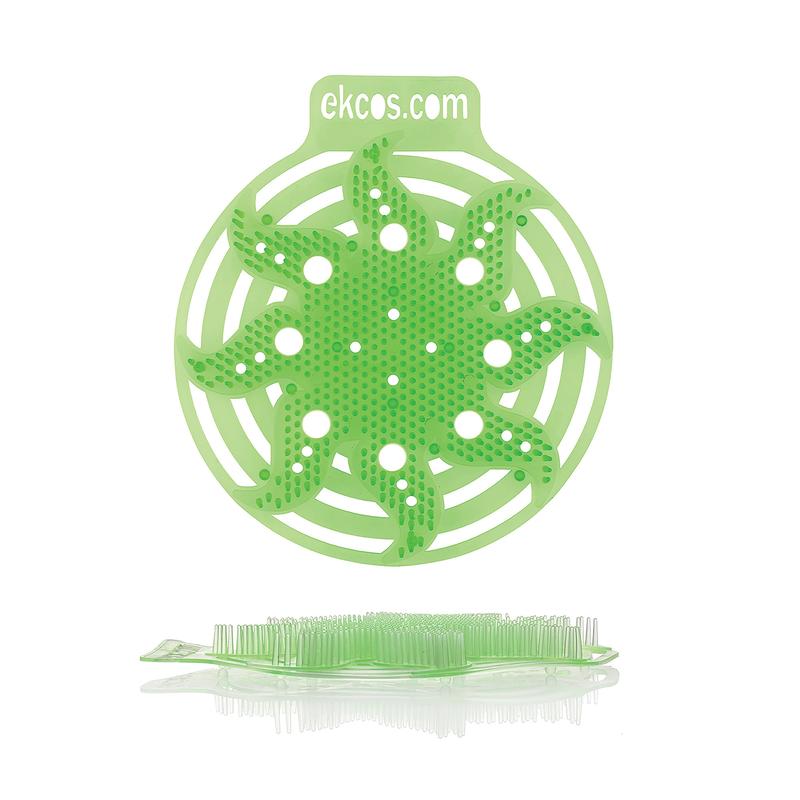 Een groene, ronde Ekcos Power Screen urinoirmat - 30+ dagen van Diversey Deutschland GmbH & Co. OHG met meerdere gaten en bladachtige uitsteeksels is rechtop afgebeeld; bovenaan is "ekcos.com" gedrukt, wat de langdurige geurcontrole tot wel 30 dagen benadrukt.