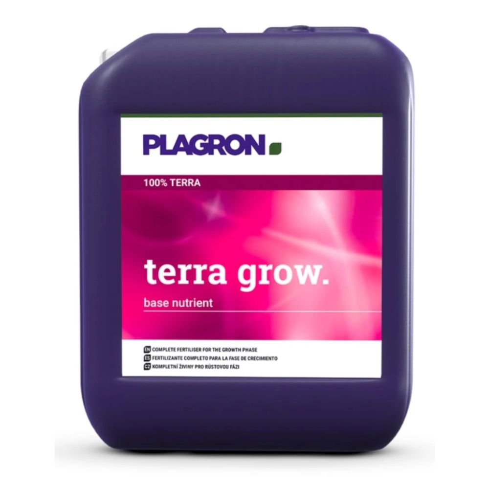 Een paarse container met het opschrift 'Plagron Terra Grow' van Bertels B.V. heeft een roze-wit ontwerp. Het is een minerale volwaardige meststof die snelle plantengroei tijdens de groeifase bevordert, met meertalige tekst.