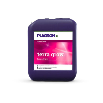 Een paarse container met Plagron Terra Grow van Bertels B.V. wordt gepresenteerd met een wit etiket en een roze sectie, wat de rol ervan bij het bevorderen van snellere plantengroei tijdens de groeifase benadrukt.