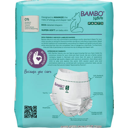 Een pak Bambo Nature Pants, maat 5, van Abena Re-Seller GmbH kenmerkt zich door milieuvriendelijke luiers met milieulabels, die ademend zijn en een flexibele pasvorm hebben. De belangrijkste kenmerken staan afgebeeld op de teal-kleurige verpakking.
