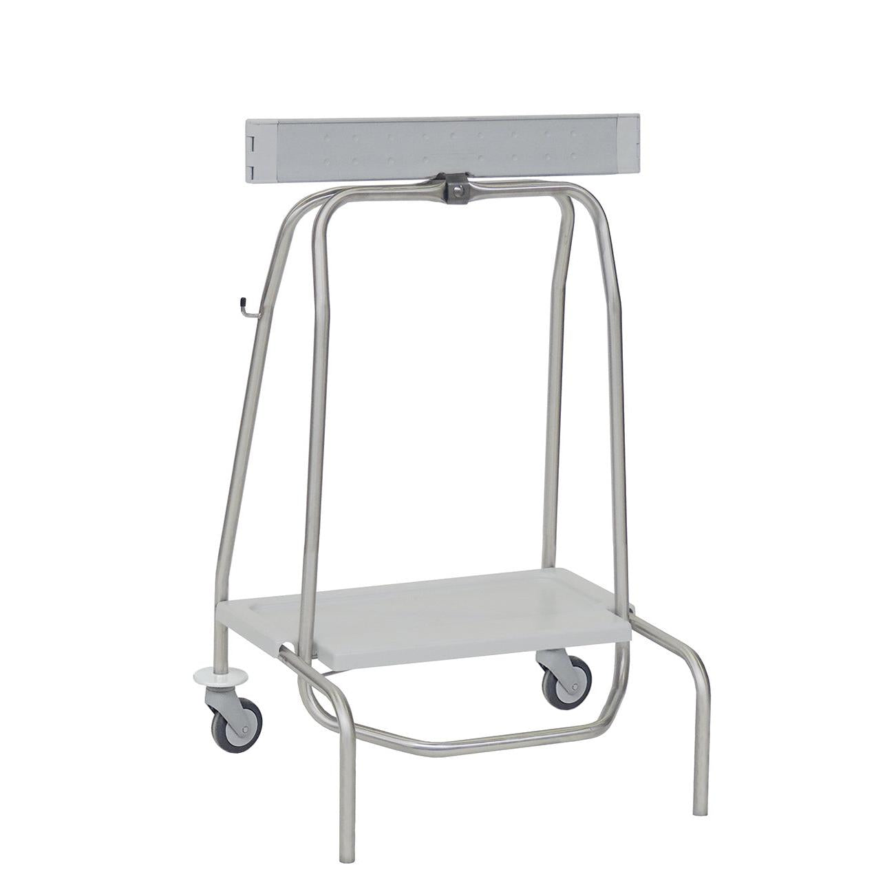 Der Novocal Abfallsammler "Genius" verfügt über einen stabilen Metallrahmen, vier Räder, eine flache untere Ablage und einen Klemmring mit 1 Fußpedal für 40L-Taschen. Abgebildet vor einem weißen Hintergrund. Marke: Novocal.