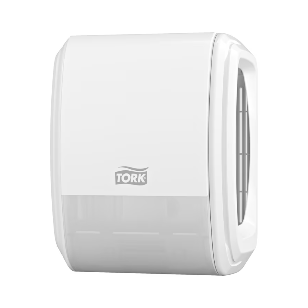 Wij presenteren de papieren handdoekdispenser Tork 256010 van Essity Professional Hygiene Germany GmbH. Dit aan de muur gemonteerde apparaat heeft een witte buitenkant met een transparant onderste gedeelte voor snelle toegang tot papieren handdoeken, aangevuld met het prominent op de voorkant afgebeelde TORK-logo. Ontworpen om uw ruimte-ervaring te verbeteren met zijn minimalistische en functionele esthetiek.