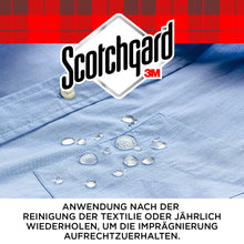 Eine Nahaufnahme eines hellblauen Hemdes mit Wassertropfen, die auf dem Stoff abperlen, unterstreicht den Schutz vor Schmutz und Flecken. Darüber befindet sich das Logo der 3M Deutschland GmbH und der Hinweis, Scotchgard™ Textilien-Imprägnierspray nach der Reinigung oder jährlich neu aufzutragen.