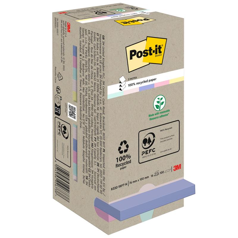 Een doos Post-it® Recycling Z-Notes (76 mm x 76 mm, 100% PEFC, 100 vel/Blok) van 3M Deutschland GmbH. De beige verpakking toont milieuvriendelijke symbolen en pastelkleurige plaknotities aan de onderkant met een zichtbaar 3M-logo.