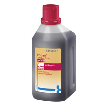 Een plastic fles Schülke kodan® Tinktur forte huidantisepticum gekleurd door de Schülke & Mayr GmbH met rode sluiting, gemarkeerd als huidantiseptisch middel met alcoholische eigenschappen.