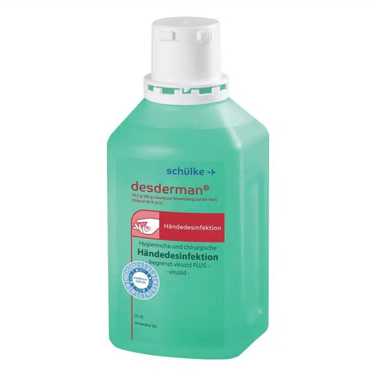 Een fles Schülke desderman® handdesinfectiemiddel. De verpakking is lichtgroen met een witte dop en op de etiketten staan gebruiksaanwijzingen en logo’s. (Merknaam: Schülke & Mayr GmbH)
